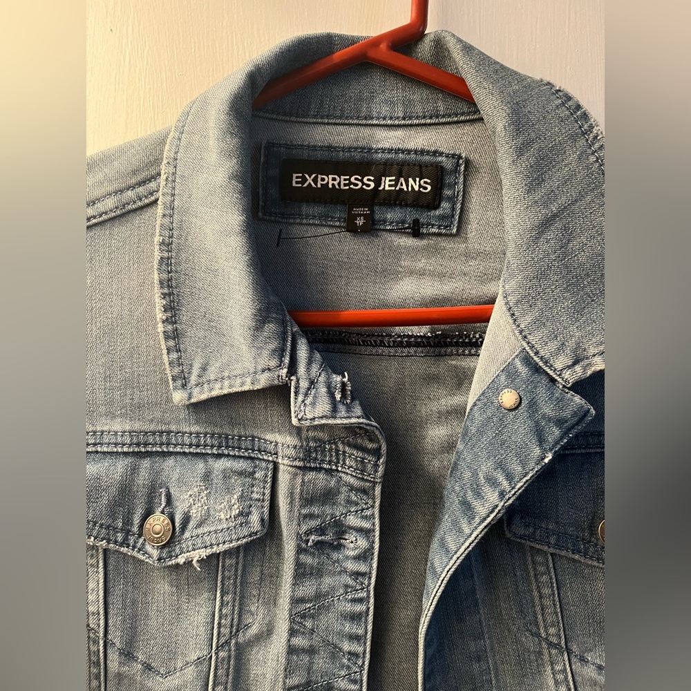 Jean jacket - Picture 2 of 3